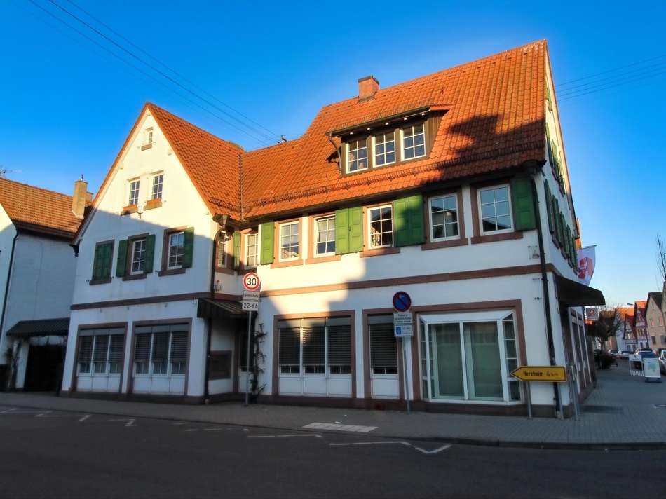 Straßenansicht