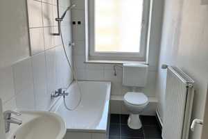 Helle, sanierte 2-Zimmer Wohnung ab dem 16.06.2025 zu vermieten – Schillerstr. 97, 27570 Bremerhaven – Vorschaubild 4