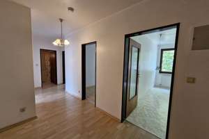 Neustadt - Hohentor | 3 - Zimmerwohnung mit Loggia, Garage und Fahrstuhl – Hohentorsheerstraße 142, 28199 Hohentor, Bremen – Vorschaubild 4