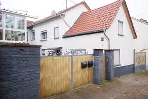 2 in 1: Modernisiertes Zweifamilienhaus! – Mainz-Bingen (Kreis) – Vorschaubild 2