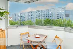Gepflegte und familienfreundliche 3,5-Zimmer-Wohnung mit großer Loggia – Die vollständige Adresse der Immobilie erhältst du vom Anbieter., 13051 Neu-Hohenschönhausen, Berlin – Vorschaubild 4