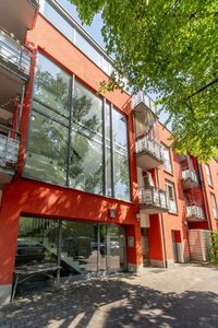 SOFORT BEZUGSFREIE helle 2-Zimmer-Wohnung mit Balkon - ideal zur Eigennutzung oder zur Kapitalanlage