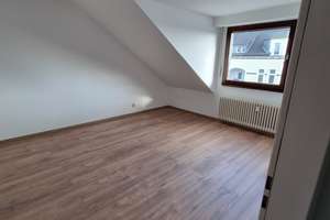 *** Großes Appartement, Badezimmer mit Wanne,  Fußboden aus 2023 *** – Merscheider Straße 224, 42699 Ohligs/Aufderhöhe/Merscheid, Solingen – Vorschaubild 2