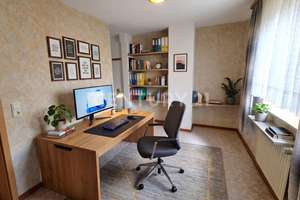 Attraktives Einfamilienhaus mit viel Potential, mit Garage und Terrasse in Saarbrücken-Bischmisheim – Die vollständige Adresse der Immobilie erhältst du vom Anbieter., 66132 Bischmisheim, Saarbrücken – Vorschaubild 11
