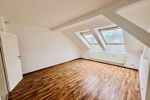 Bezugsfreie Wohlfühlwohnung in Berlin-Köpenick – großzügig geschnitten & preislich attraktiv! – Die vollständige Adresse der Immobilie erhältst du vom Anbieter., 12557 Köpenick, Berlin – Vorschaubild 2