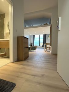 Saniertes, möbliertes Apartment (neuwertig) - zentral gelegen
