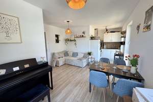 Moderne und helle 2-Zimmer-Wohnung mit Balkon in Bloherfelde – Die vollständige Adresse der Immobilie erhältst du vom Anbieter., 26129 Bloherfelde, Oldenburg (Oldenburg) – Vorschaubild 2