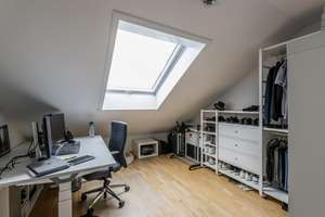 Neuwertig! Super schicke 3,5-Raum DG-Wohnung auf rd. 82 m² mit Aufzug in Rüttenscheid – Die vollständige Adresse der Immobilie erhältst du vom Anbieter., 45131 Rüttenscheid, Essen – Vorschaubild 12
