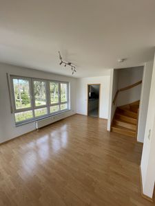 Stilvolle, gepflegte 2-Zimmer-Maisonette-Wohnung mit Balkon und EBK in Böblingen (Kreis)