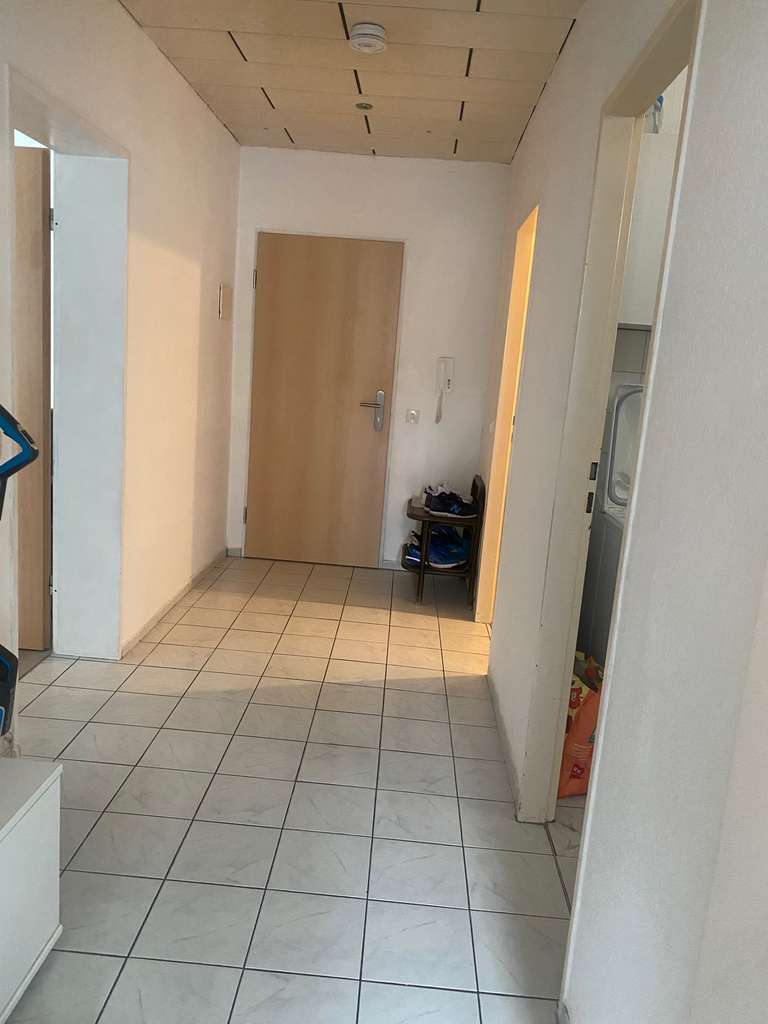 Immobilie in Hattersheim - Schöne 2 ZKB Wohnung mit Blick ins Grüne, Wofl 56qm plus Terrasse, Keller und Stellplatz - Bild 3