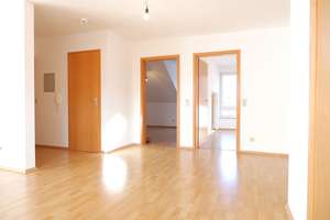 Helle 3-Zimmer Wohnung in Reutlingen-Ringelbach! – Die vollständige Adresse der Immobilie erhältst du vom Anbieter., 72762 Reutlingen-Mitte, Reutlingen – Vorschaubild 10