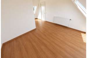 Charmante Maisonette-Wohnung mit großzügiger Dachterrasse mitten in Köln – Lübecker Straße 14, 50670 Neustadt/Nord, Köln – Vorschaubild 12