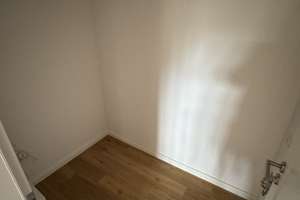 WE 25 – Hochwertige 3-Zimmer-Wohnung | KfW-55 kernsaniert 2025 | 2 Balkone | ab 01.10.2026 verfügbar – An der Enckekaserne 7, 39110 Stadtfeld West, Magdeburg – Vorschaubild 18