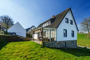 Charmantes Zweifamilienhaus mit Ausbaupotenzial in Mettingen! – Die vollständige Adresse der Immobilie erhältst du vom Anbieter., 49497 Mettingen – Vorschaubild 3