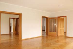 Repräsentatives freistehendes Einfamilienhaus in sehr guter Wohnlage von Bergisch Gladbach! – Die vollständige Adresse der Immobilie erhältst du vom Anbieter., 51467 Nußbaum, Bergisch Gladbach – Vorschaubild 8