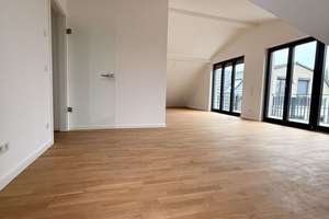 3 Zimmer Dachgeschosswohnung ab sofort zu vermieten – Ulfilasstraße 29 d, 81739 Waldperlach, München – Vorschaubild 1