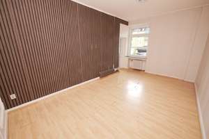 Attraktive 3,5 Zimmer-Etagenwohnung mit großem Tageslichtbad in zentraler Lage von Gelsenkirchen – Arminstr. 13, 45879 Altstadt, Gelsenkirchen – Vorschaubild 4