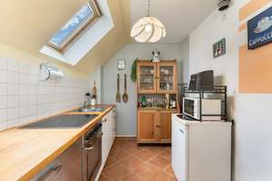 Großzügige Maisonette mit 2 Balkonen & sonniger Südterrasse in Köln-Sürth – 50999 Sürth, Köln – Vorschaubild 3