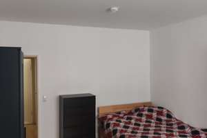 Gepflegte 3,5-Zimmer-Wohnung im 1. OG in Braunschweig Innenstadt – Die vollständige Adresse der Immobilie erhältst du vom Anbieter., 38100 Innenstadt, Braunschweig – Vorschaubild 10