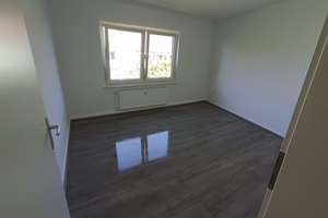 Renovierte, moderne 2-Zimmer Wohnung – Jahnstraße 36, 47119 Laar, Duisburg – Vorschaubild 2