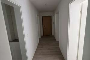 Hochwertig sanierte 3- Raumwohnung mit Balkon ! – 39112 Sudenburg, Magdeburg – Vorschaubild 8