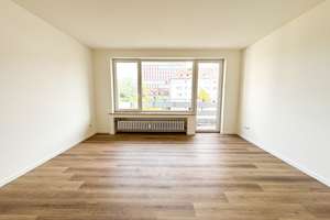 Frisch sanierte 3-Zimmer-Wohnung mit zwei Balkonen in Düsseldorf-Golzheim