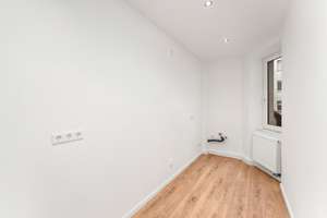 Ab sofort bezugsfertig: Charmante 3-Zimmer-Wohnung nach Modernisierung – Zweigstr. 10, 90439 Sündersbühl, Nürnberg – Vorschaubild 2