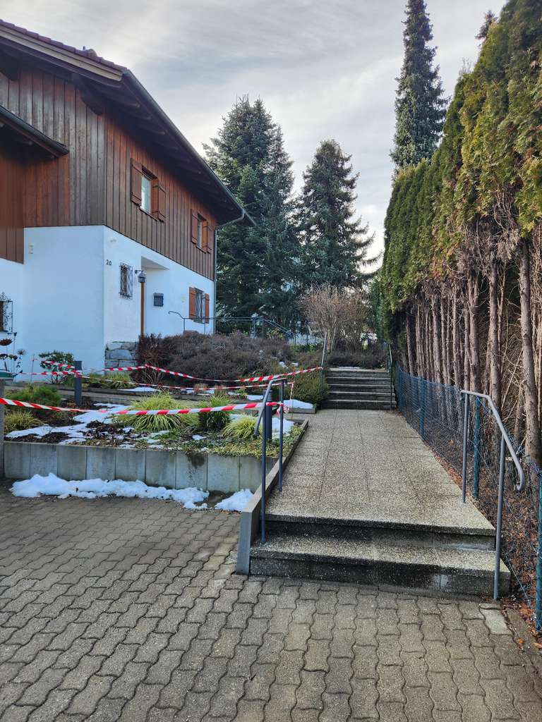 Immobilie in Bayerisch Gmain - Einfamilienhaus mit 5 Zimmern in Bayerisch Gmain - Bild 1
