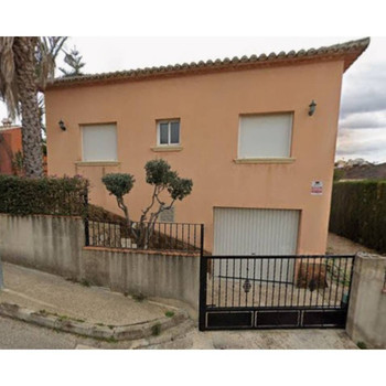 Unglaubliche Villa in Monte Corona mit Pool und Option auf zwei Wohneinheiten
