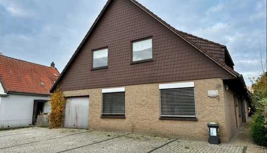 Bild von Großes Haus mit flexiblem Nutzungspotenzial