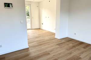 Luxus-Einfamilienhaus mit 3 Bädern, Kamin, Fußbodenheizung & großer Terrasse in Wuppertal – Immenweg 29, 42279 Oberbarmen, Wuppertal – Vorschaubild 8