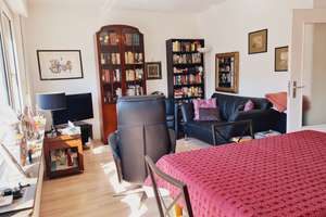 Köln Weiden: vermietete 2 Zimmerwohnung mit Balkon, zentral gelegen – Die vollständige Adresse der Immobilie erhältst du vom Anbieter., 50859 Weiden, Köln – Vorschaubild 3