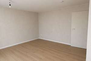 Lebendiger Wohnraum: 3-Zimmer-Wohnung in zentraler Lage von Remscheid – Die vollständige Adresse der Immobilie erhältst du vom Anbieter., 42855 Nordstadt, Remscheid – Vorschaubild 2