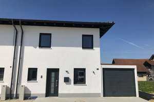 Hochwertige Doppelhaushälfte in Stadtrandlage von Passau zu vermieten