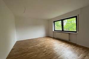 Helle, moderne 3- Zimmer-Wg,  Eichenparkett, grosser begrünter Balkon, saniert – Kurt- Schumacher- Strasse 50, 64297 Eberstadt, Darmstadt – Vorschaubild 6