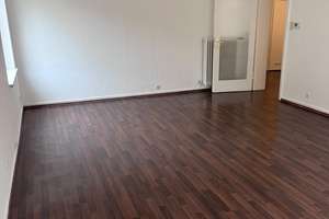 Single-Highlight in zentraler Lage: Frisch renoviertes Raumwunder – Humboldtstraße 19, 58095 Mittelstadt, Hagen – Vorschaubild 2