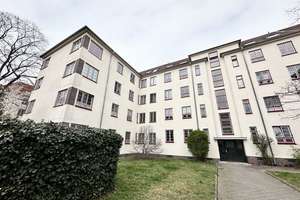 Charmante Dachgeschosswohnung mit  Holzbalken, EBK  & Weitblick über Leipzig – Triftweg 51, 4229 Marienbrunn, Leipzig – Vorschaubild 13