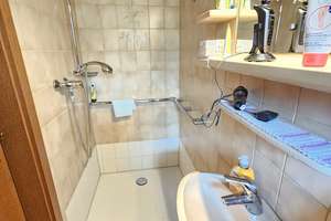 Gepflegtes Reihenendhaus mit Garage und Garten in ruhiger Wohnlage von Mönchengladbach-Giesenkirchen – Die vollständige Adresse der Immobilie erhältst du vom Anbieter., 41238 Giesenkirchen-Mitte, Mönchengladbach – Vorschaubild 11