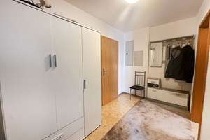 Vermietete 1-Zimmer Wohnung in zentraler Lage – Die vollständige Adresse der Immobilie erhältst du vom Anbieter., 83301 Traunreut – Vorschaubild 2