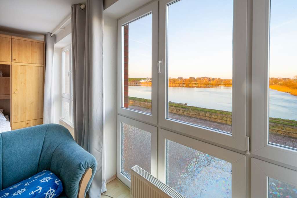 Immobilie in Nordstrand - Deichblick und Forellensee-Panorama: renoviertes 1-Zimmer-Apartment auf Nordstrand. - Bild 0