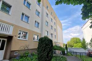 Zu vermieten - großer Balkon und offene Küche - die ersten zwei Kaltmieten übernehmen wir*