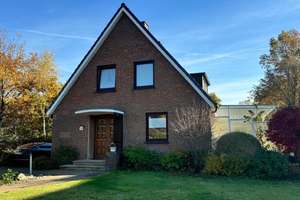 Großzügiges Einfamilienhaus mit schönem Garten, Vollkeller und Garage in Lübeck-St. Jürgen (Nähe Uni – Die vollständige Adresse der Immobilie erhältst du vom Anbieter., 23562 Sankt Jürgen, Lübeck – Vorschaubild 4