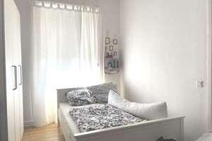 Gepflegte, großzügige 2-Zimmer-Altbauwohnung mit Balkon in guter Stadtlage, Offenbach am Main – 63069 Friedrichsweiher, Offenbach am Main – Vorschaubild 3