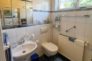 Attraktives Einfamilienhaus mit großem Garten, Garagen und Photovoltaik im Buterland! – Die vollständige Adresse der Immobilie erhältst du vom Anbieter., 48599 Gronau (Westfalen) – Vorschaubild 8