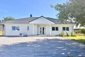 Jetzt Miete möglich! Winkelbungalow 5 km bis Neubrandenburg, Baujahr 2022, Doppelgarage, EBK,Carport – Die vollständige Adresse der Immobilie erhältst du vom Anbieter., 17039 Sponholz – Vorschaubild 30