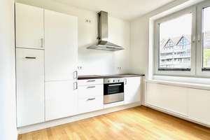 Helle 3-Zimmerwohnung am Rhein mit Tiefgarage & Lift – 40474 Golzheim, Düsseldorf – Vorschaubild 22