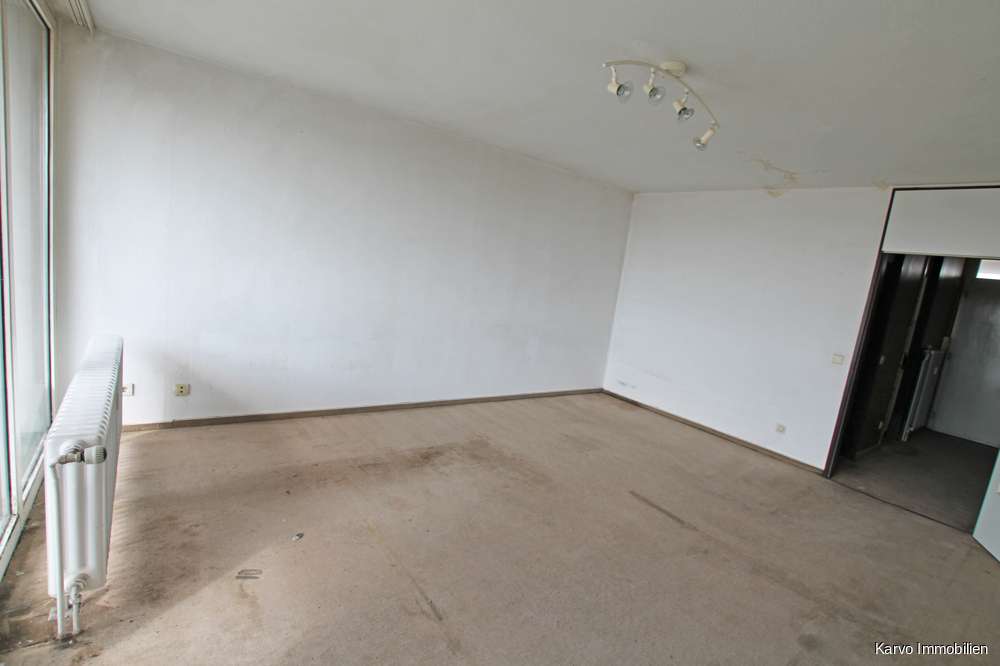 Sanierungsbedürftige 1 Zimmerwohnung mit Balkon im Ihme Zentrum. Ideal für Kapitalanleger, Hannover – Bild 3