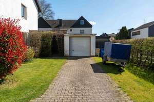 Viel Raum für Familie & Ideen - Charmantes Haus mit Garten in Bonn-Niederholtorf – Die vollständige Adresse der Immobilie erhältst du vom Anbieter., 53229 Holtorf, Bonn – Vorschaubild 4