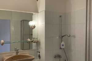 Großzügige Wohnung mit Balkon – Köln – Vorschaubild 15