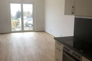 2 Zimmer Wohnung inkl. EBK in München-Obermenzing – Erna-Eckstein-Str 3, 81245 Neupasing, München – Vorschaubild 3